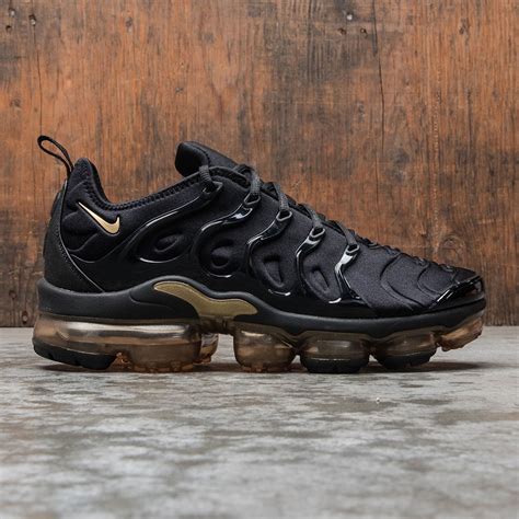 nike air vapormax plus schwarz silber|nike air vapormax feet.